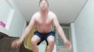 Gym latino puro trabajo quien se anima a trabajar el cuerpo conmigo 