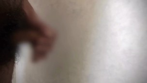 オナニー中大量のおしっこを噴き出してしまう変態日本人の勃起チンポ【#34】