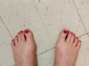 Red toe nails - Screenshot 14 of 16 - Toes