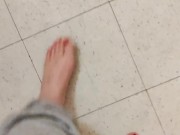 Red toe nails - Screenshot 7 of 16 - Feet
