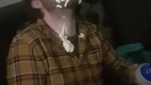 Hot creamed Brit can’t stop nutting
