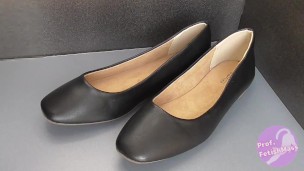 Shoe fetishism 靴フェチ 黒いパンプスにぶっかける