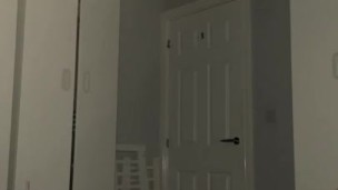 catches me Jerking to step sis 