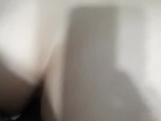 Gostosa dando de quatro e ganhando gozada na raba 8/16