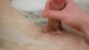 BLONDE BOY IN BATH - cum finish