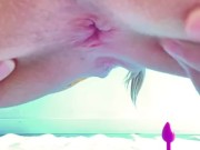18 летняя тёлка впихивает игрушки в свой узкий анал - Screenshot 14 of 16 - Wet Pussy