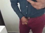 Masturbación en oficina 11/16