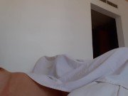 Когда она делает кунилингус под одеялом, я всегда кончаю по несколько раз - lesbian_illusion 1/16