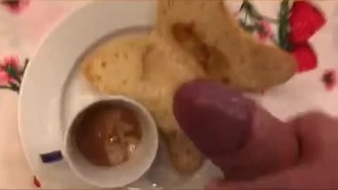 Cornetto farcito con calda sborra