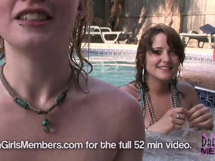 Horny Hot Tub Threesome On Spring Break