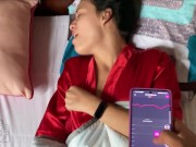 NOCHE DE PELICULAS TERMINA EN UN DIVERTIDO JUEGO CON SU VIBRADOR 7/16