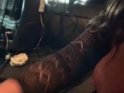 Ava Moore - Amatrice française suce un routier dans sa cabine - PORNO REALITE 14/16