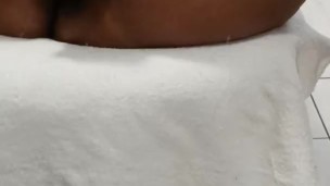 Piscean Milf slut stroking her pussy so damn good