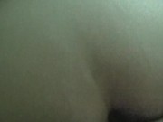 Mi succhia il cazzo e si fa schizzare sul culo 12/16