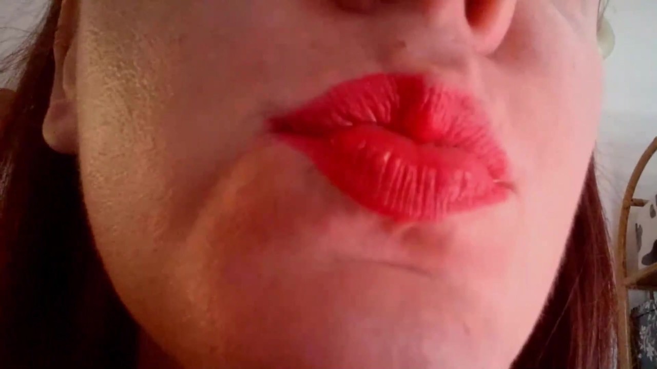 I chew you completely like a little insect I crush your bones like this sweet! - Kostenloses Sex-Video - RedTube