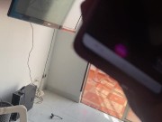 RETO A MI MEJOR AMIGA A QUE SALGA A EL BALCON CON SU VIBRADOR 10/16