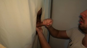 Amateur gloryhole - Uncut tradie desperate for release on his lunch break at my home made glory hole