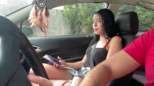 Min förare är upphetsad att se mig med min VIBRATOR INOM