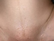 潮吹きアナルセックス！　アナルを奥まで突かれて大量に潮を噴射！ 12/16