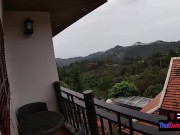 Cute Thai girlfriend licked his cock and balls in the hotel they just checked into 9/16