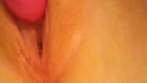 Started with a toy then rubbed my clit till I cum so wet 
