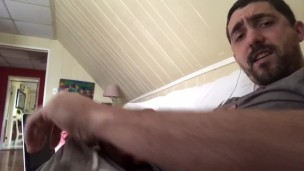 Hot gay bro blowing a load @ onlyfans/julianwolfgang 