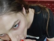 Красотка страстно отсосала в холле отеля,а потом отдалась по собачьи