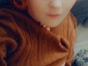 Amateur slut plays with her new toy