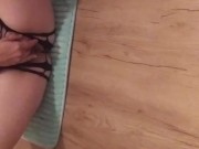 Squirting in new Heels 6/16