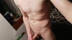 I show ASS & COCK - then CUM! 