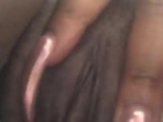 Fingering phat pussy 