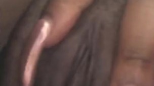 Fingering phat pussy 