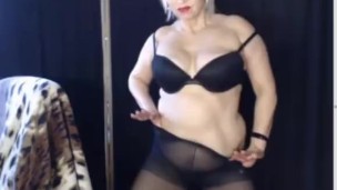Dirty dancing of a mature flexible Russian slut, anal stimulation & wild moans of orgasm! stepmom!
