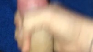 Grosse bite entrain de se branler 