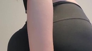play with tight pussy in tight leggings
