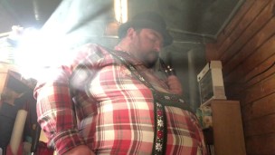 smokey drinky beer day clip