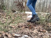 Пописала на свои трусики в лесу, пока никто не видит - Screenshot 3 of 16 - Piss