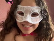 Masturbandome con un vibrador 