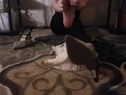 Seashell Foot Rub - Screenshot 5 of 16 - Solo Babe