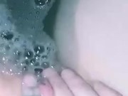 Bathtub orgasm 9/16