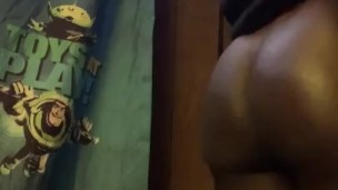 Ass crack twerk