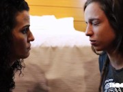 AMIGAS LESBICAS SE PEGAM E GOZAM JUNTAS - VENUSSS MODEL/ LADY SNOW - IMMERSIVE 6/16