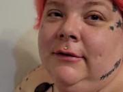 BBW Smoking in tub