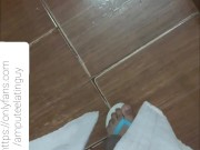 Amputee guy - Screenshot 3 of 16 - Crutches