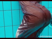 Submerged underwater babe Nata swimming naked 11/16