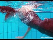 Submerged underwater babe Nata swimming naked 4/16