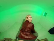 Petite Blonde Babe Seven Of Nine In POV XXX VR Porn Parody 16/16