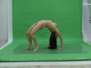 Big tits brunette flexible babe Nicol Smith 11/16