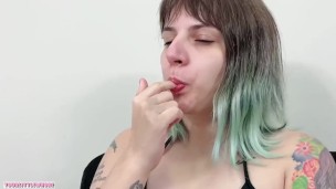 nose fingering, boorgers and snot eating