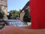 HUNT4K Une brune svelte trompe son copain ringard pour gagner de l'argent pour les vacances 6/16